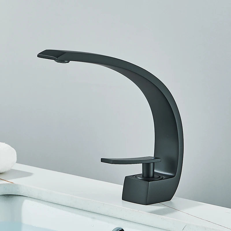 Single-Hole Basin Mixer Tap, Solid Brass Deck-Mounted in Matte Black